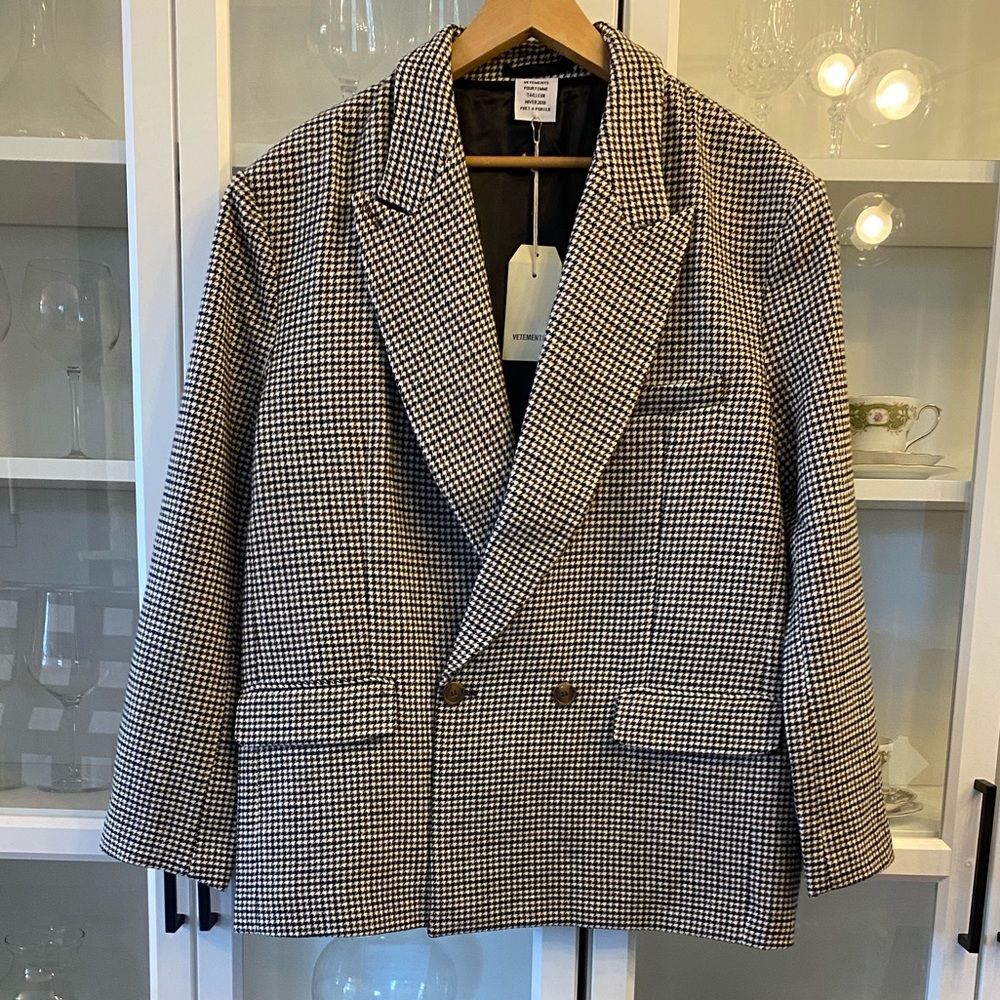 VETEMENTS Oversized Blazer